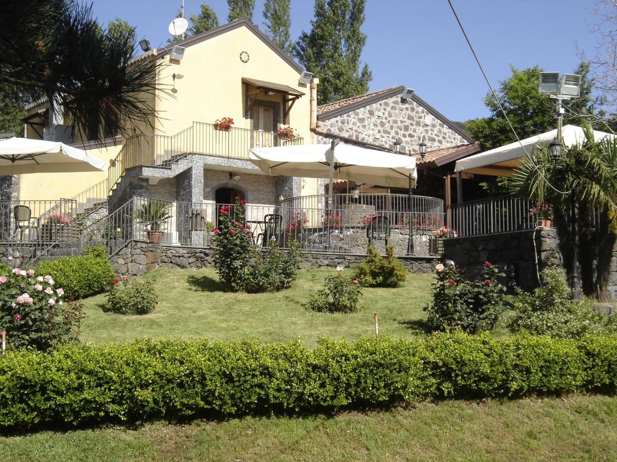 Ai Vecchi Crateri Konuk evi SantʼAlfio Dış mekan fotoğraf